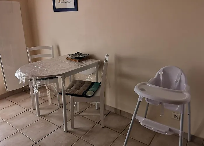 Casa de Férias Maison Rénovée Proche Et Forêt, Idéale Pour 6 Personnes - Fr-1-194-351