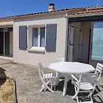 Maison Rénovée Proche Et Forêt, Idéale Pour 6 Personnes - Fr-1-194-351 *
