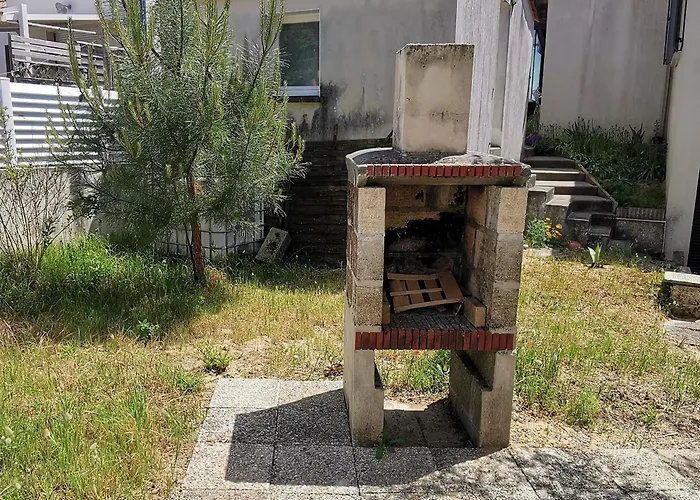 Holiday home Maison Renovee Proche Et Foret, Ideale Pour 6 Personnes - Fr-1-194-351